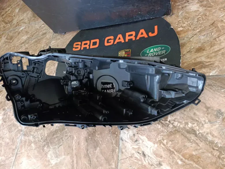 BMW G22 2021- Lazer Sağ Sol Far Kasası