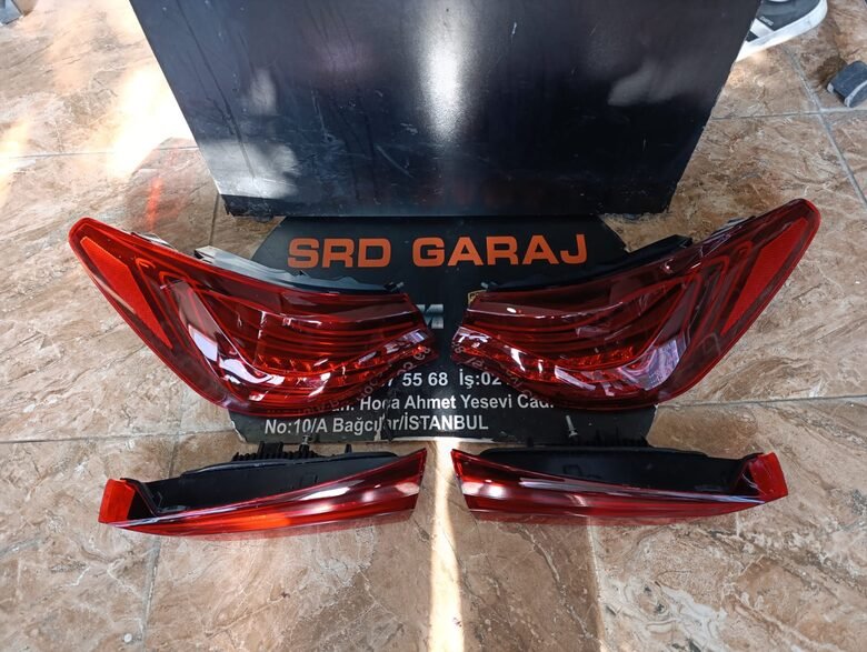 BMW G22 G23 G26 LCI Lazer Cs Look Kırmızı Stop Seti