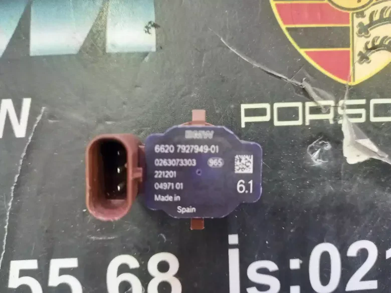 BMW G22 G23 G26 M5 F90 Park Sensörü 7927949