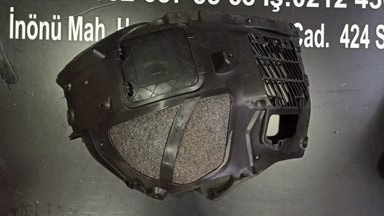 BMW G30 5.18 5.20 Ön Çamurluk Davlumbazı