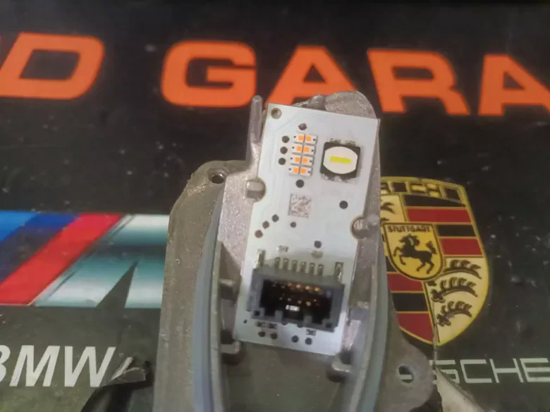 BMW İ8 Sol LED Beyni Çıkma Orj 7367755