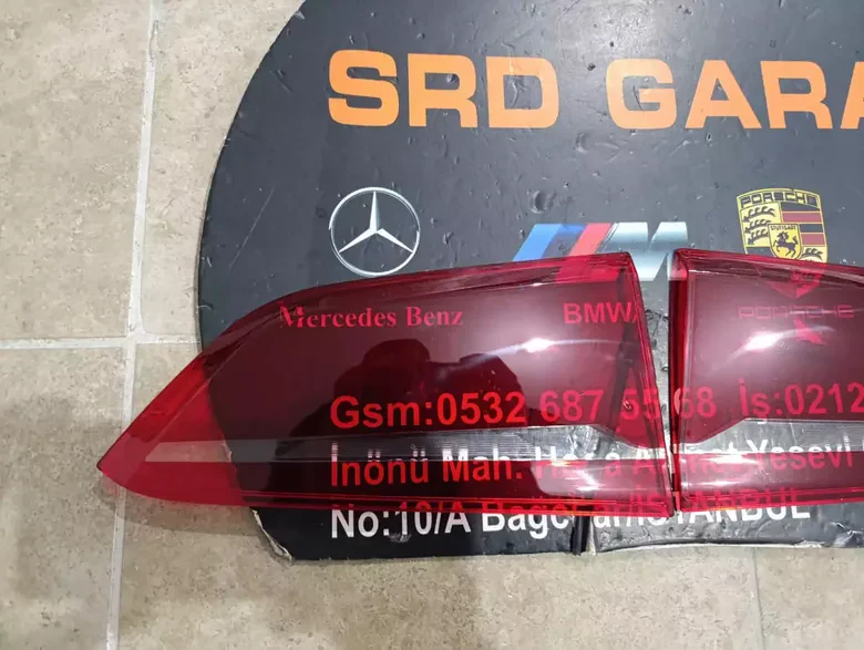 BMW X1 F48 2015- Sağ Sol İç Stop Camı
