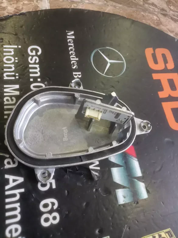 BMW X1 F48 Sağ Sol LED Modülü 9477835 9477836