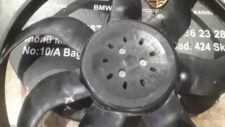 BMW X1 Mini Cooper F55 Fan 7636070