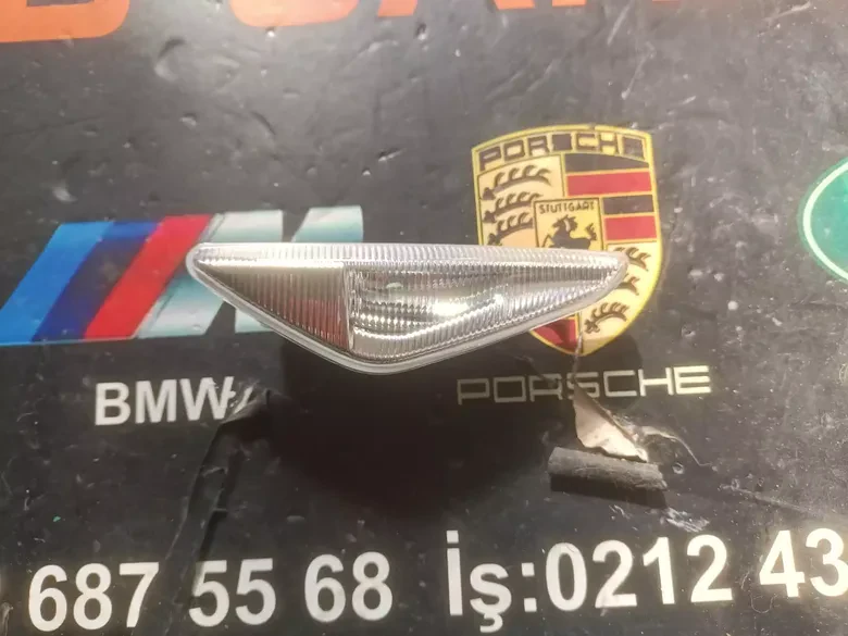 BMW X3 F25 X5 E70 Sol Çamurluk Sinyali 7171007