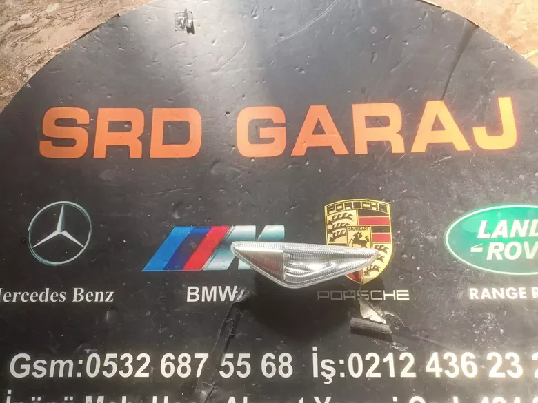 BMW X3 F25 X5 E70 Sol Çamurluk Sinyali 7171007