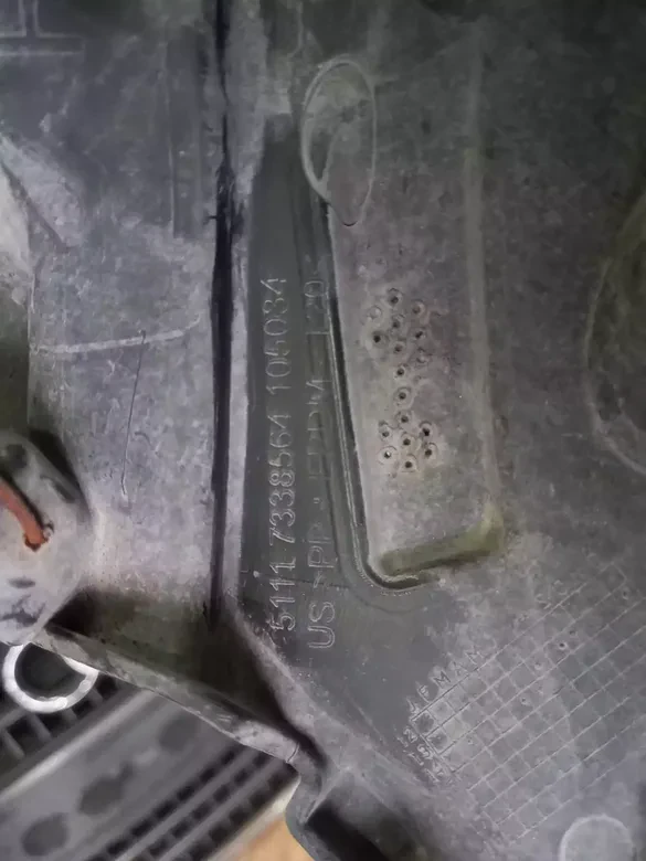 BMW X4 Serisi F26 Ön Tampon Braketi 7338564