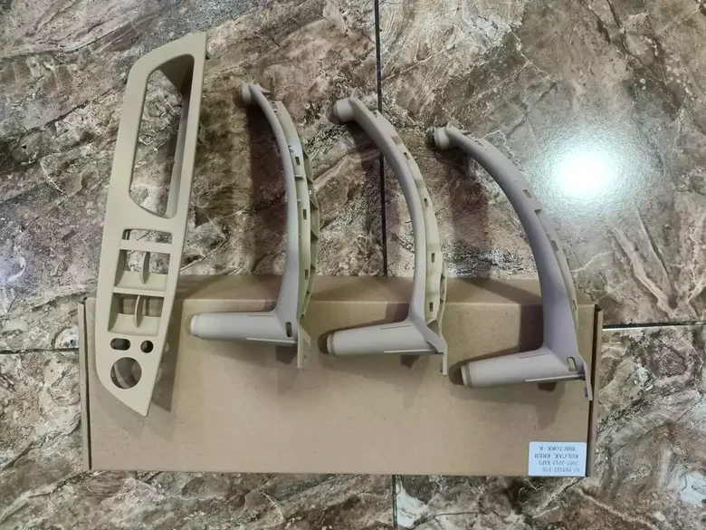BMW X5 E70 Kapi Kolçak Set