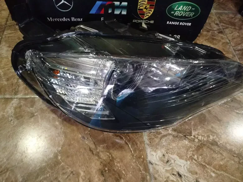 BMW X6 E71 Sağ Zenon Far Tek Beyinli