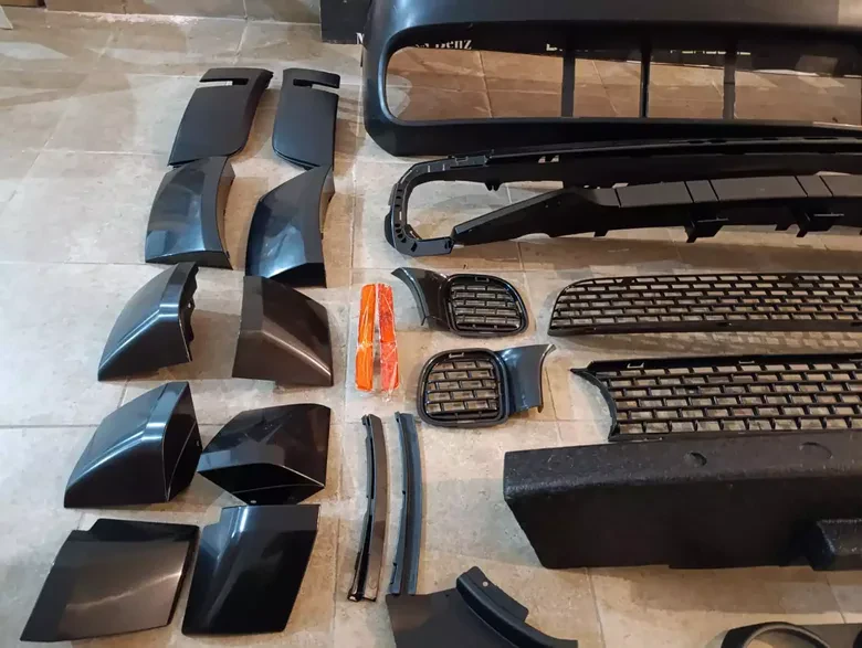 Challenger Hellcat Body Kit 2015-23