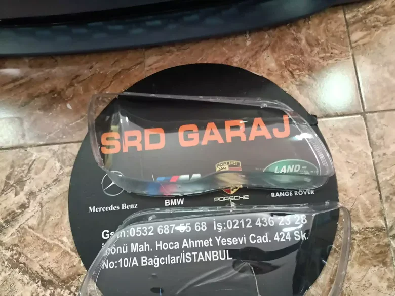 Chrysler 300C Makyajlı Kasa Far Cami