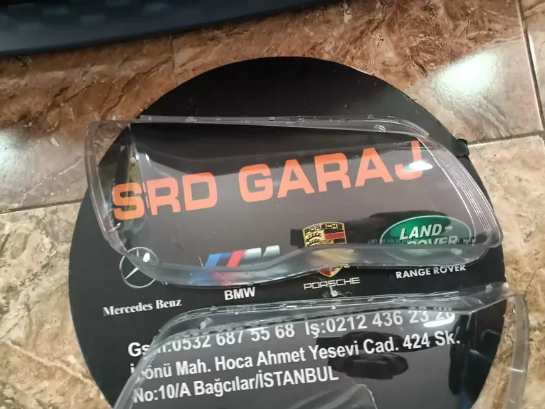 Chrysler 300C Makyajlı Kasa Far Cami