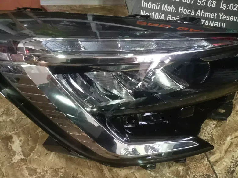 Clio 5 Sağ Far 260100902R