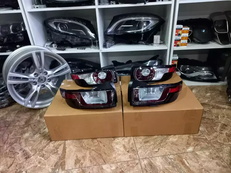 Evoque Sağ Sol LED Stop LR074813 LR074794 LR072649-648
