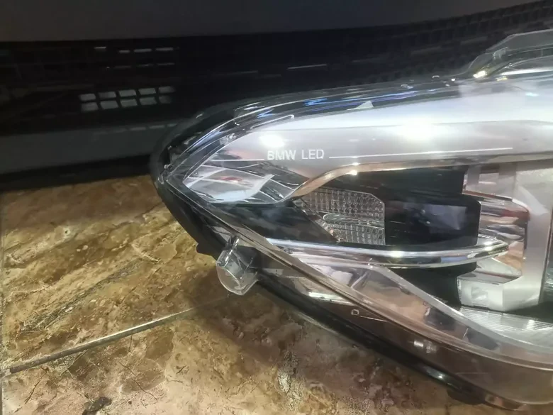 F20 LCI LED Sağ Far