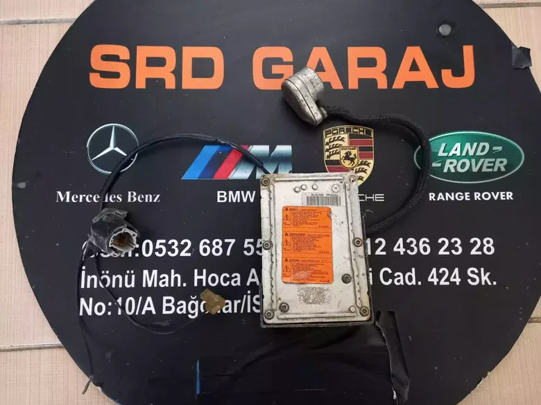 Ferrari Maranello Nissan Primera Xenon Beyni 89002070