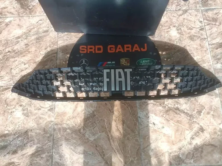 Fiat Egea Cross Ön Panjur Çıkma Orj 735734385