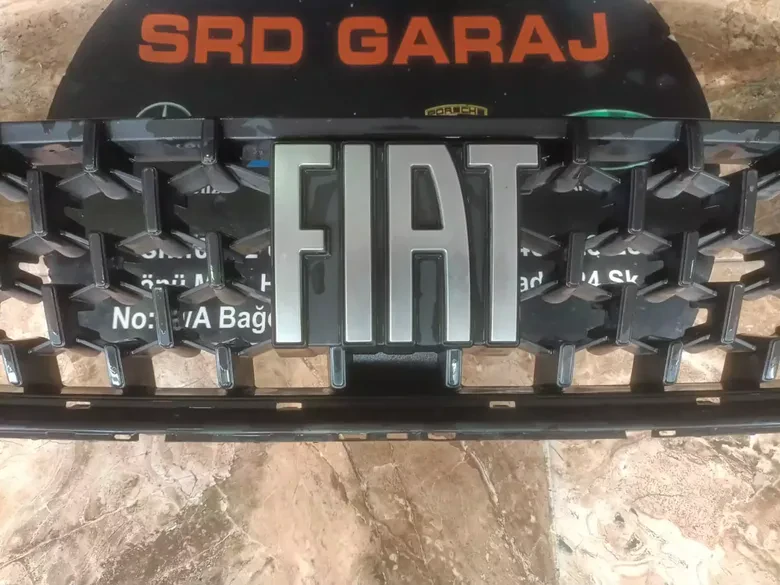 Fiat Egea Cross Ön Panjur Çıkma Orj 735734385