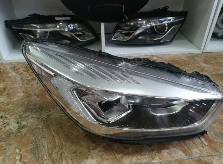 Ford Kuga Sag Far Hatasız Orjinal