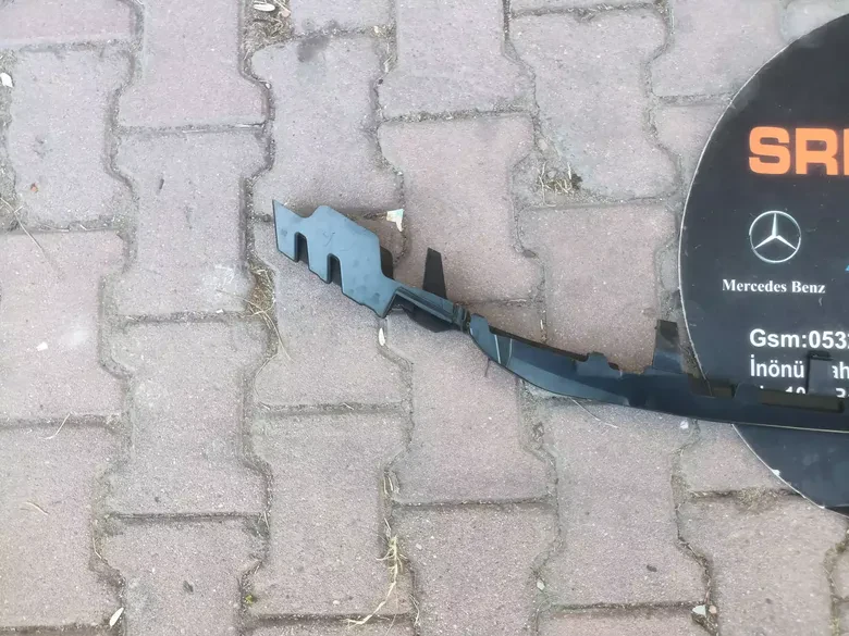 G30 LCI Ön Tampon Braketi 8746307