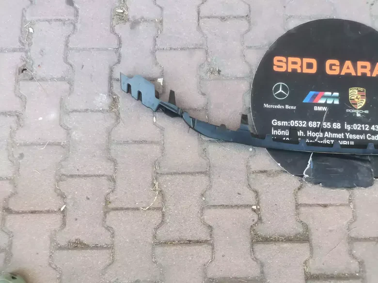 G30 LCI Ön Tampon Braketi 8746307