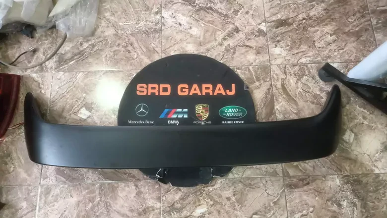 Honda Civic EK3 Işıklı Bagaj Spoileri