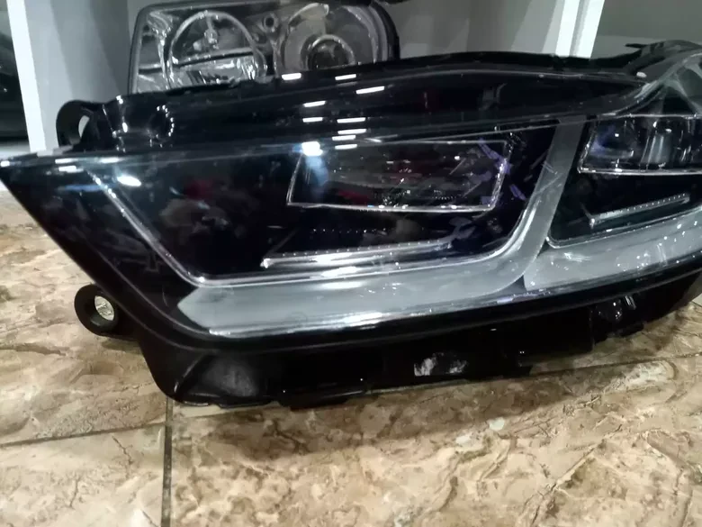 Jaguar Sol LED Far J9D313W030