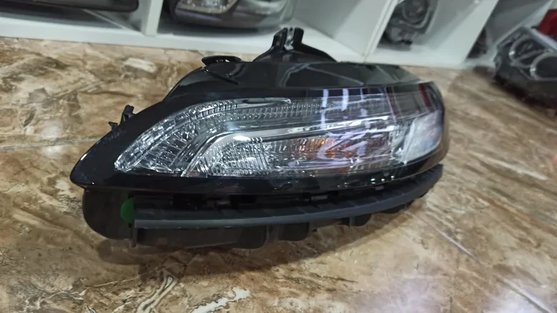 Jeep Cherokee Sol Gündüz Farı 68157105AR