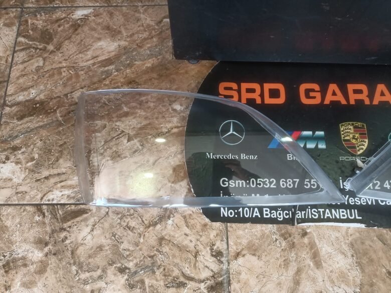 Kia Sorento 2002- Sağ Sol Far Camı