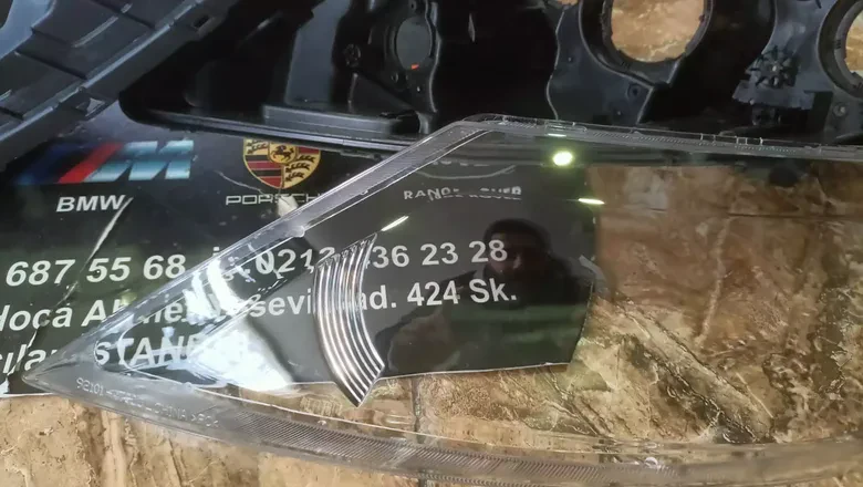 Kia Sportage Sağ-Sol Far Camı Ve Kasası