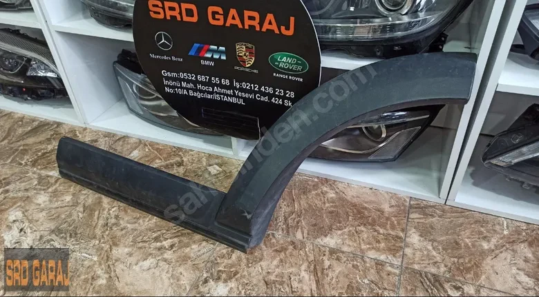 Land Rover Discovery 3 Sol Arka Kapı Bandı DGP000154
