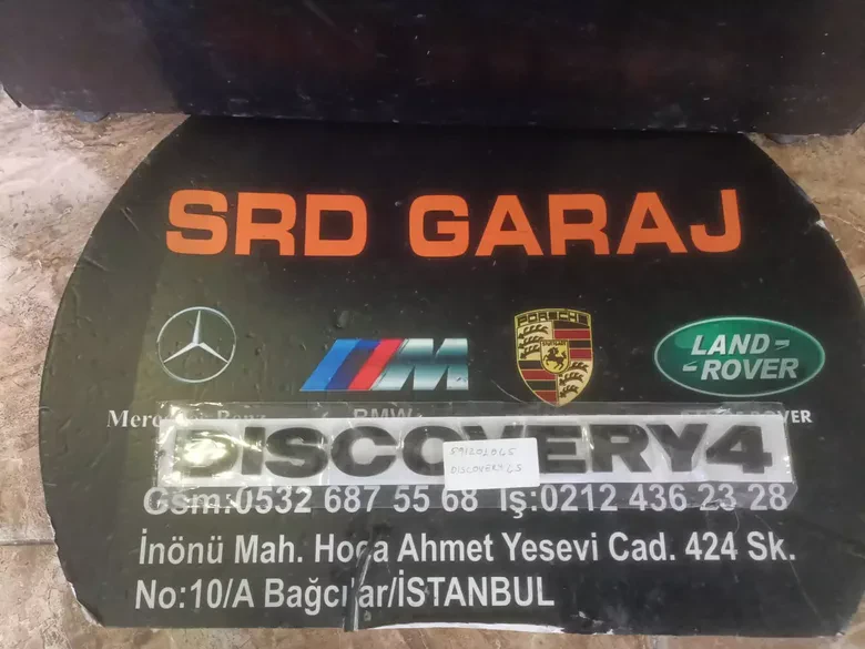 Land Rover Discovery 4 Kaput Yazısı Siyah