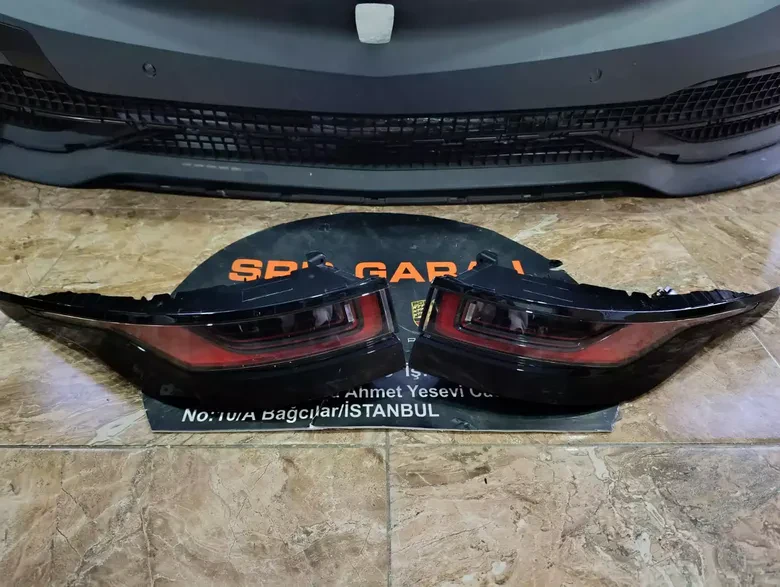 Land Rover Evoque 2020- Sağ Sol Stop LR128379 LR128386