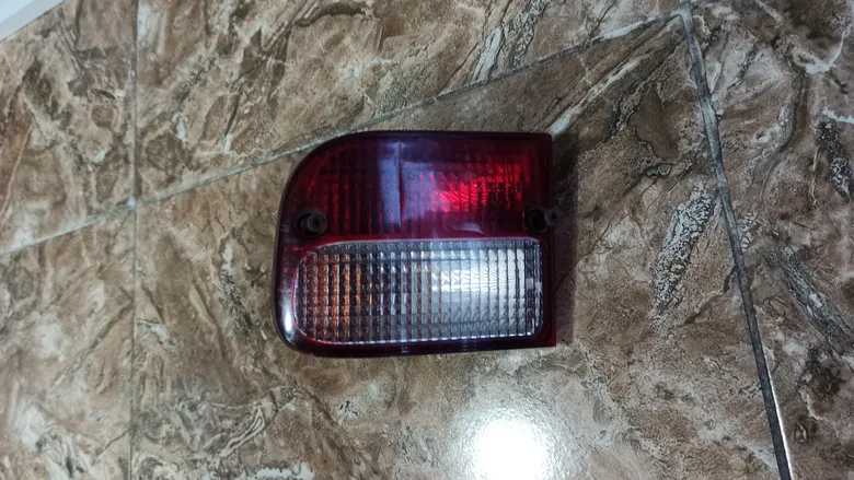 Land Rover Freelander Arka Stop Lambası Sağ XFB500180