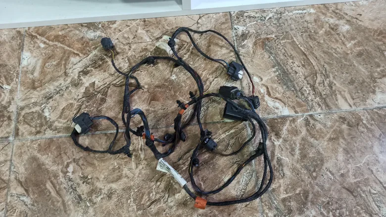Land Rover Range Rover Sport Ön Tampon Park Sensoru Tesisatı