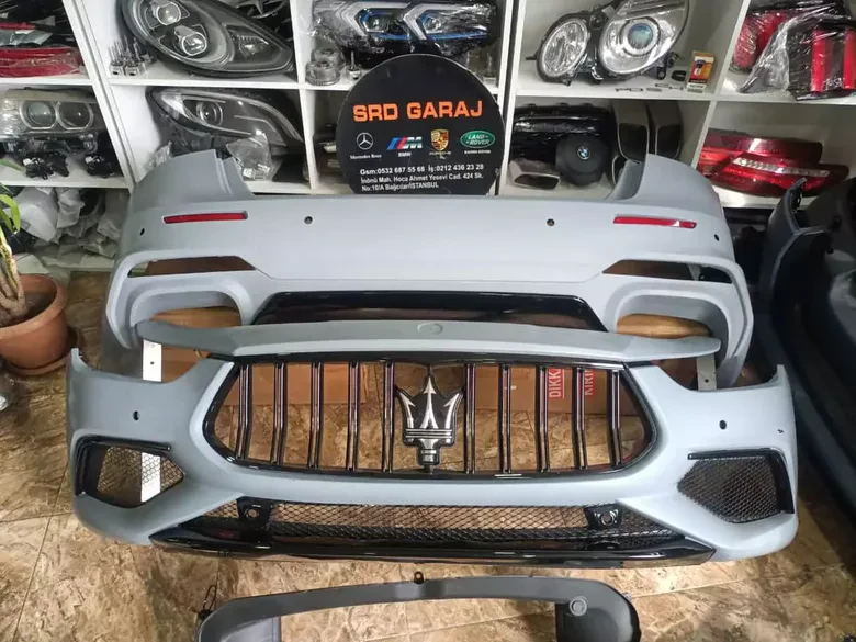 Maserati Ghibli Far Stoplu Body Kit Dönüşüm Seti
