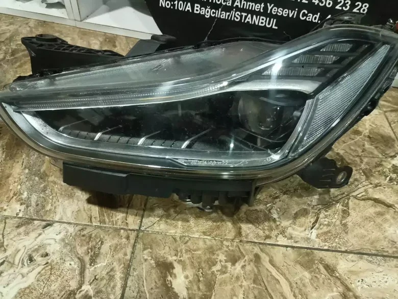 Maserati Ghibli LED Far