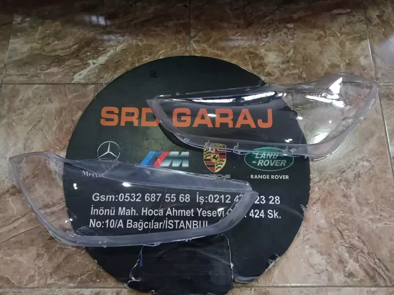 Maserati Ghibli Sağ Sol Far Camı