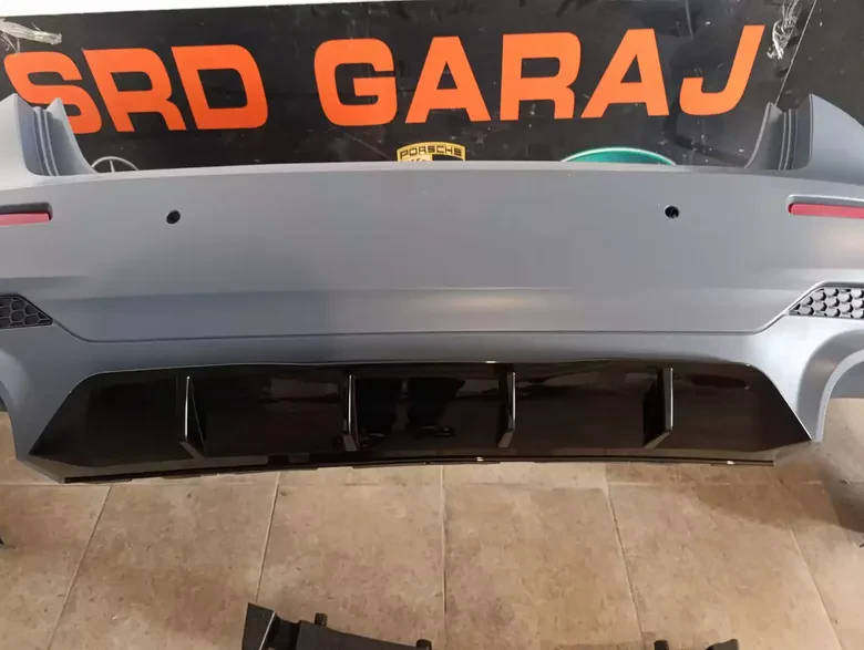 Maserati Ghibli Sıfır Dolu Arka Tampon