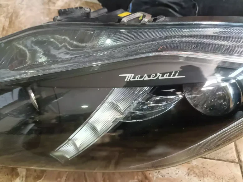 Maserati Granturismo Sol Orjinal Far