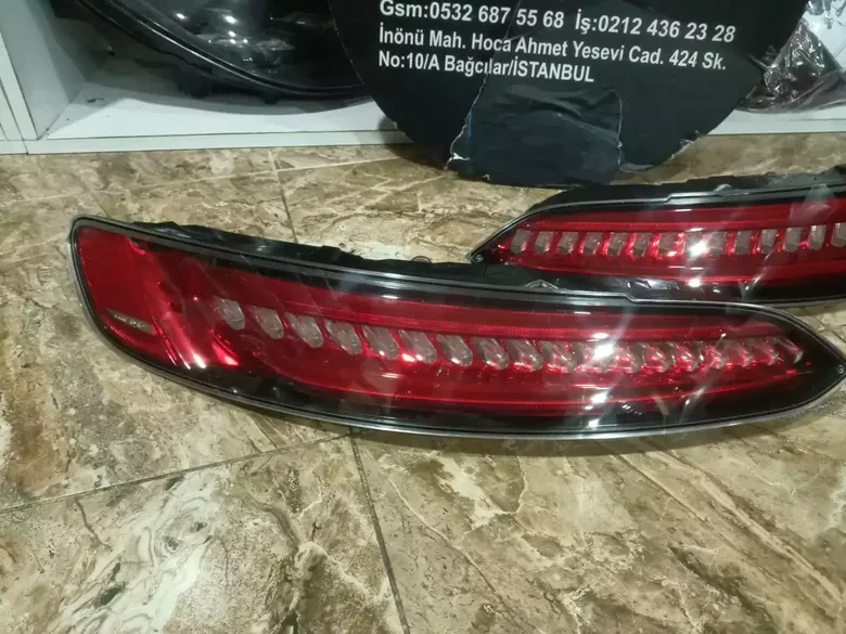 Mercedes AMG GT Stop Lambası A1909064900 A1909064700