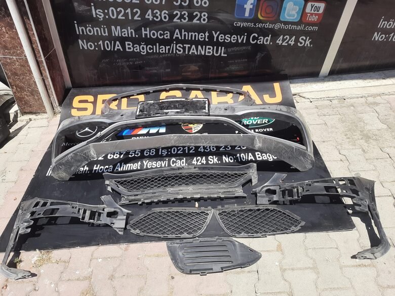 Mercedes C Serisi W205 C63 Tampon Sağ Sol Izgara