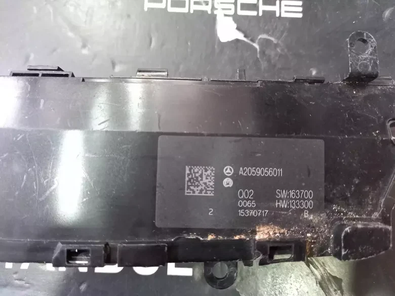 Mercedes C Serisi W205 Kontrol Ünitesi 2059056011