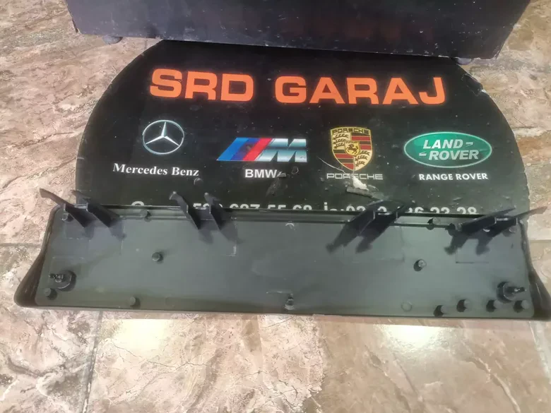 Mercedes C Serisi W205 Ön Plakalık A2058803305