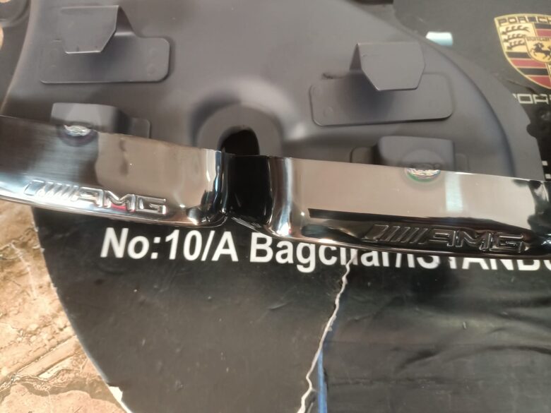 Mercedes C Serisi W205 Siyah AMG Yazılı Eksoz Bağlığı