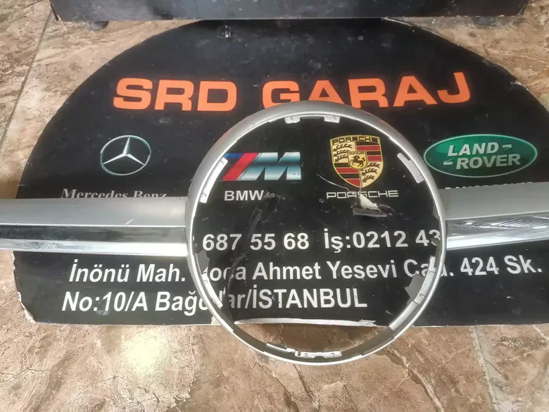 Mercedes CLS W218 Panjur Ortası A2188851323