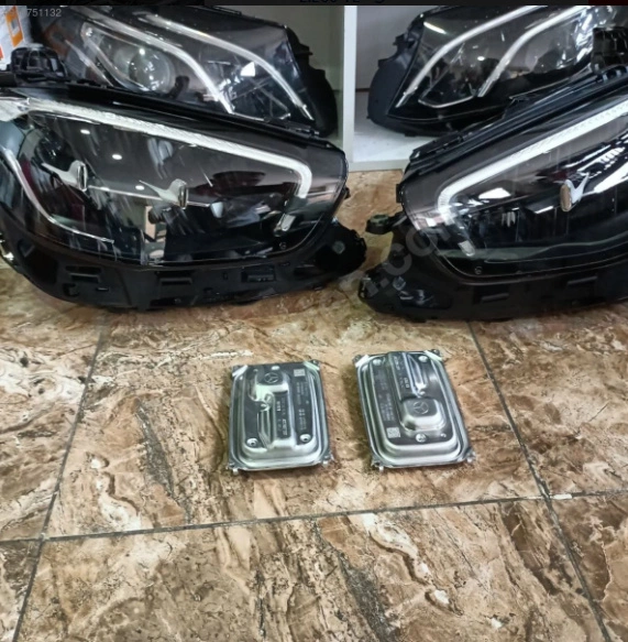 Mercedes E Serisi 2020 Far LED Modülü A2139002334