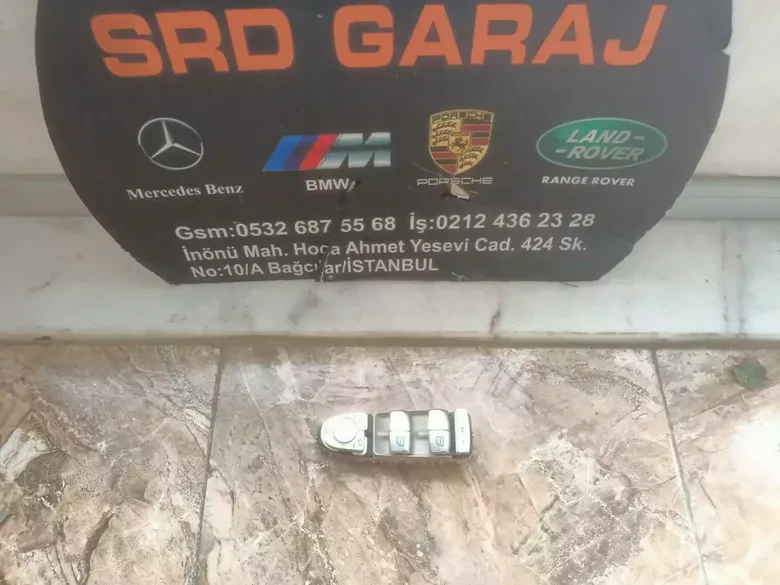 Mercedes E Serisi W213 Cam Düğmesi Katlamalı Krem A2139054803