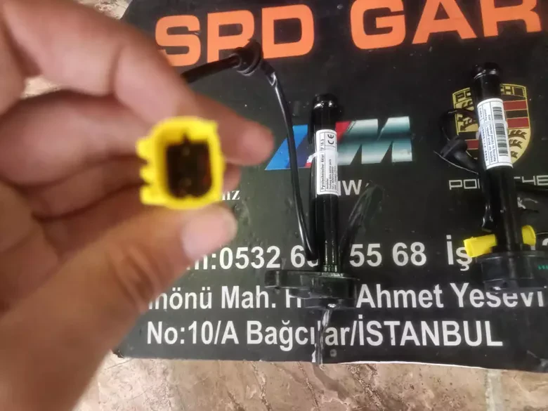 Mercedes E Serisi W213 Kaput Airbag Fişeği A2139062201