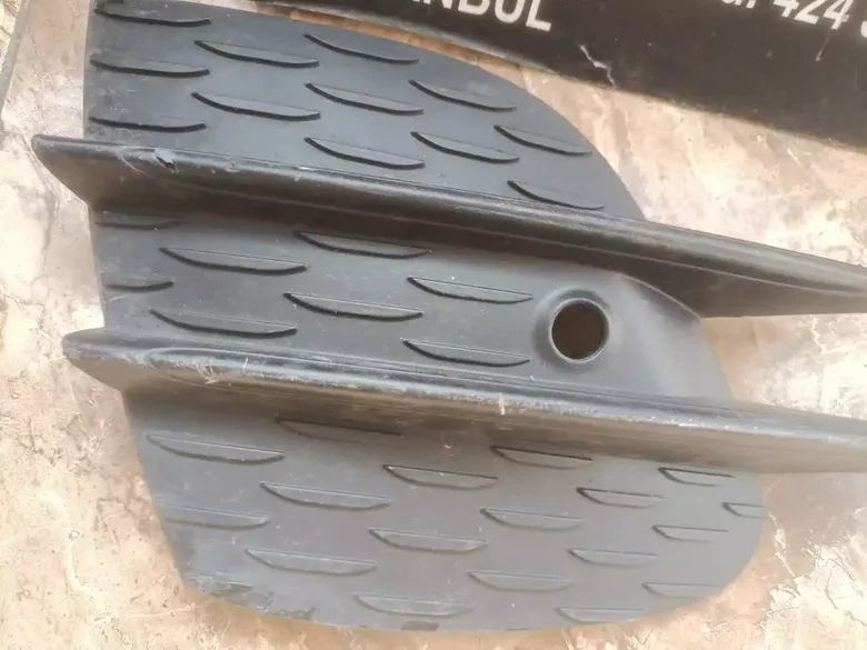 Mercedes E Serisi W213 Tampon Sol Izgarası A2138858904